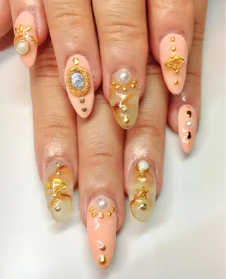 ネイル nailsalon sugarr所属・nailist cocoのネイルデザイン