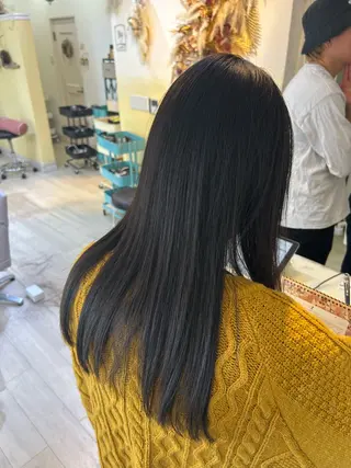 ロング 森本 千晴のヘアスタイル