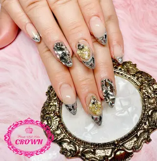 ネイル CROWN プライベートサロンのネイルデザイン