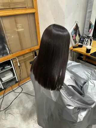 ロング JOS所属・上野/エフェクトブリ ーチ✂︎touiのヘアスタイル