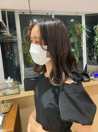 セミロング 艶カラー 🤍🫧/makoのヘアスタイル
