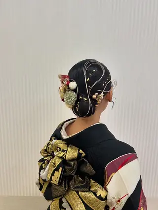 セミロング ヘアアレンジ 西村 真実子のヘアスタイル