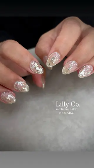 ネイル Lilly Co.のネイルデザイン