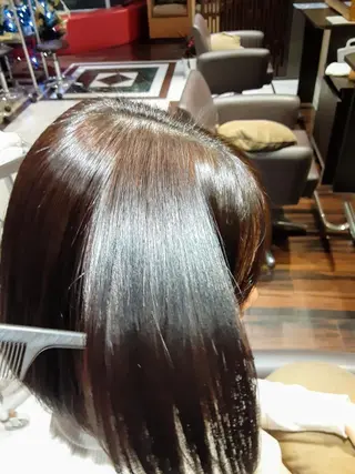 ミディアム AHL creationのヘアスタイル
