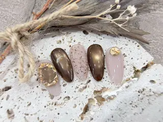 ネイル M+  Beauty Salonのネイルデザイン
