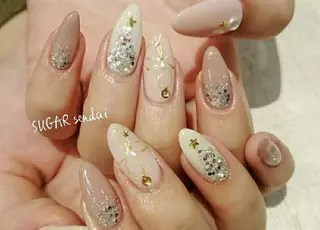 ネイル 鈴木 ゆかりのネイルデザイン