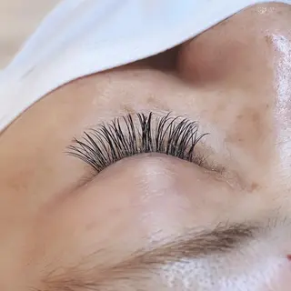 マツエク・マツパ hairdressing salon　mulum所属・Kasumi 店長のマツエク・マツパデザイン