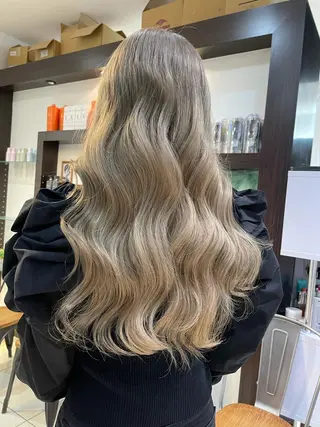 カラー メンズ指名no'1 佐藤　亘のヘアスタイル