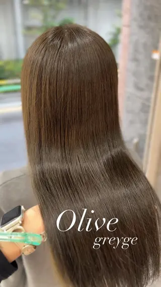 ロング カラー 🫧赤み消しカラー nanami🫧のヘアスタイル