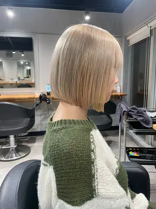 ショート カラー 🦋ハイトーンボブ ショート🦋トシキのヘアスタイル