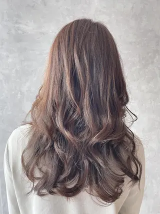 カラー 金曽 (天方) 美子のヘアスタイル