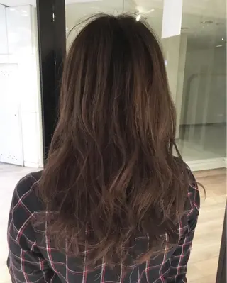 ロング カラー 國村 優のヘアスタイル