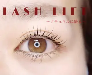 マツエク・マツパ ＳＨＡＲＥ所属・正箱 真紗美の眉毛・アイブロウイメージ