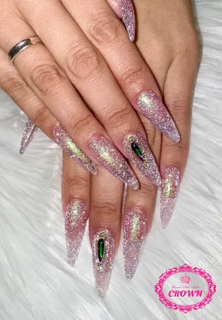 ネイル CROWN プライベートサロンのネイルデザイン