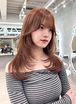 セミロング 大宮🤍縮毛矯正 レイヤー🪽なるのヘアスタイル