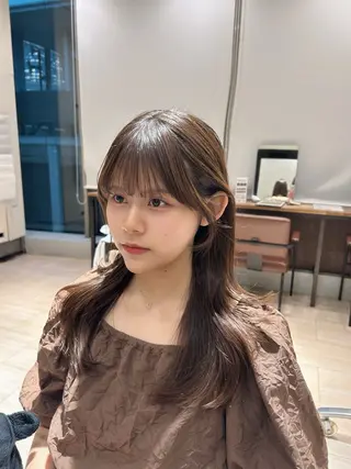 セミロング 🎀大竹美侑／顔まわ りカット／レイヤーのヘアスタイル