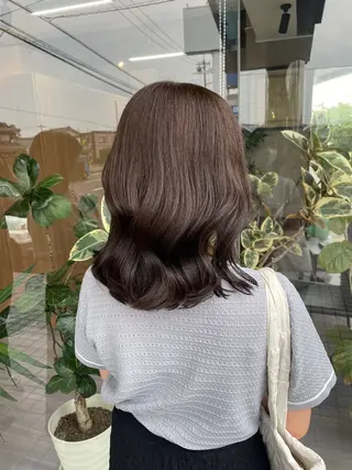 ミディアム カラー alu所属・マキノ キョウカのヘアスタイル