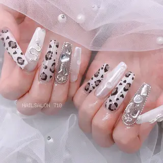 ネイル ナナイチゼロ I.Naoのネイルデザイン