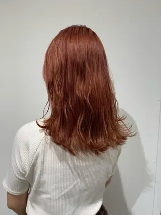 ミディアム 山内 愛可のヘアスタイル