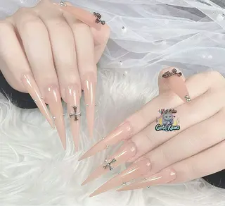 ネイル Gote Kawa nail salonのネイルデザイン