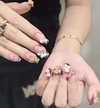 ネイル Pure&Rich Nailのネイルデザイン