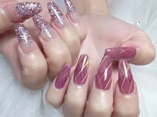 セミロング ビューティーフル Aのネイルデザイン