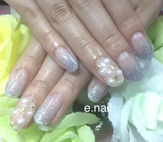 ネイル e.nail所属・和賀井 恵理のネイルデザイン