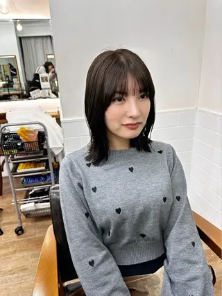 ミディアム カラー パーマ ヘアアレンジ メンズ キッズ レイヤーカット 🌿透け感カラーのヘアスタイル