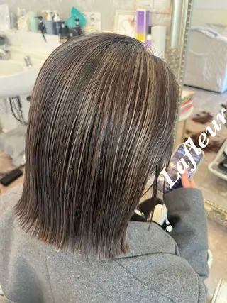 ミディアム La.fleur ラ.フルールのヘアスタイル
