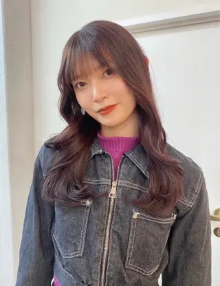 セミロング カラー Koharu🍓/ 透明感/ツヤ髪のヘアスタイル