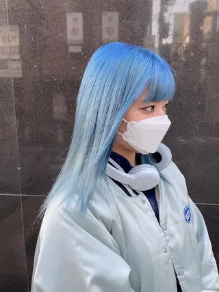 ロング カラー ili心斎橋所属・🩵ハイトーン/ レイヤーYUZU🩵のヘアスタイル