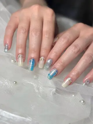 ネイル 山崎 成美のネイルデザイン