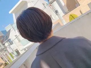ショート カラー タカハシ ハヤトのヘアスタイル