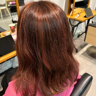 ミディアム カラー 相良 美羽のヘアスタイル