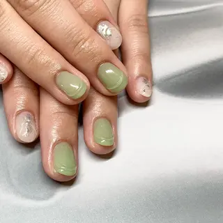 ネイル ウシク ミユキのネイルデザイン