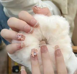 ネイル 清水 ユナのネイルデザイン