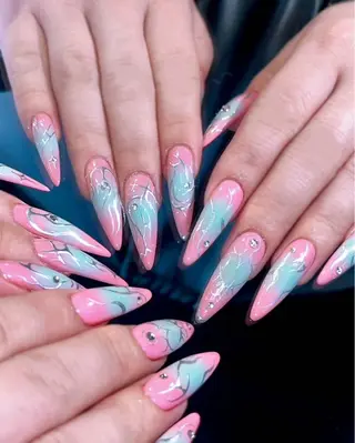 ネイル SoLuna 【ソルナ】のネイルデザイン