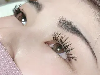 マツエク・マツパ Monleve💙 miinaのヘアスタイル