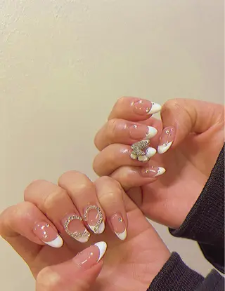 ネイル ちゅるんネイル🪄 耳ツボジュエリー🔗のネイルデザイン