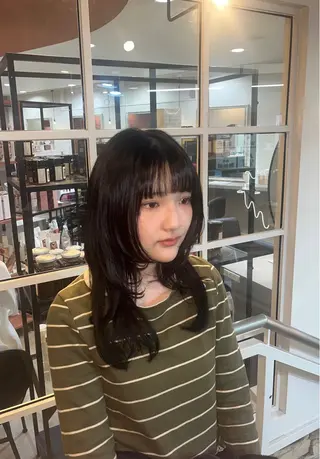 ロング Shion/ レイヤー/髪質改善のヘアスタイル