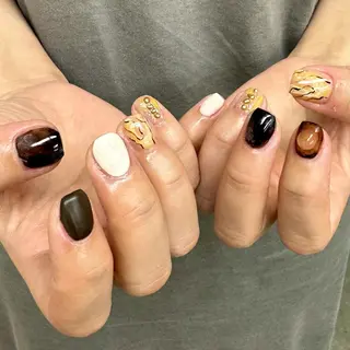 ネイル nailstudio eviz新宿店のネイルデザイン