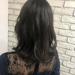 ミディアム カラー GLROW haruhiのヘアスタイル