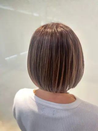 ショート カラー 髪質改善/縮毛矯正 ササキナツミのヘアスタイル