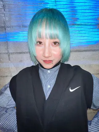 ショート カラー haco＋所属・圧倒的デザイン力 店長🎨RENAのヘアスタイル