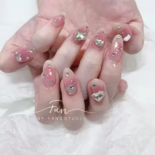 ネイル 🌻FAN'S STUDIO池袋🌻のネイルデザイン
