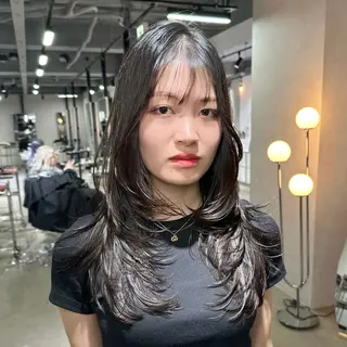 セミロング 艶髪カラー/レイヤ ー支持No.1renのヘアスタイル