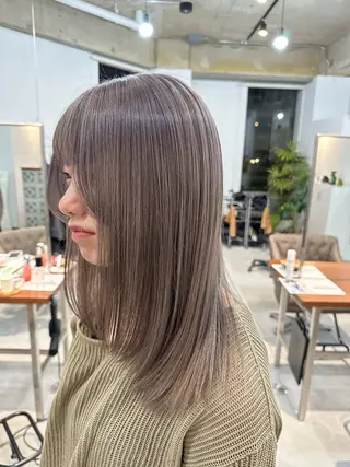 セミロング カラー カイリ /レイヤーカットのヘアスタイル