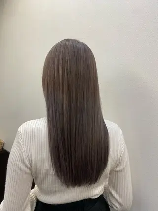 セミロング カラー OSAYA所属・長 花芽のヘアスタイル