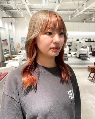 ロング カラー 林 千聖のヘアスタイル