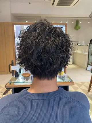 ショート カラー パーマ ヘアアレンジ メンズ メンズパーマの巨匠 鈴木純のヘアスタイル